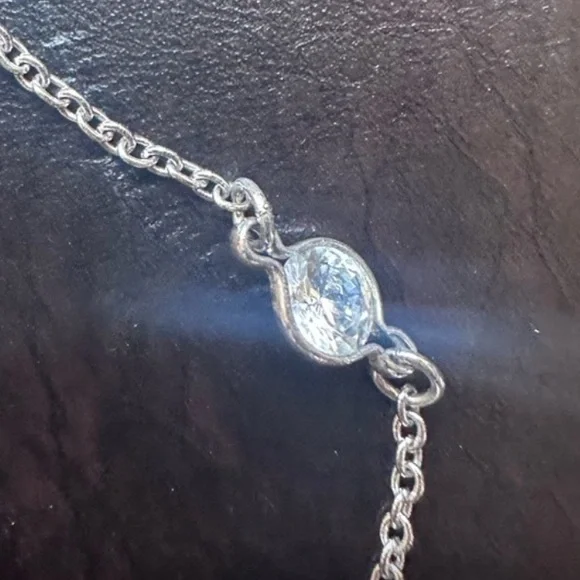 Diamonds by the yard 825 White gold Necklace with Crystal Accents - Picture 4 of 4